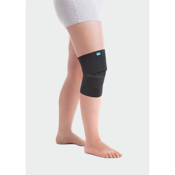 Juzo 4411ADFFSH10 IV Basic Knee-High Compression Stockings – 20-30 MmHg, Black, Closed Toe